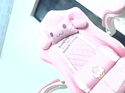 latina ts july online show from 04.25.26