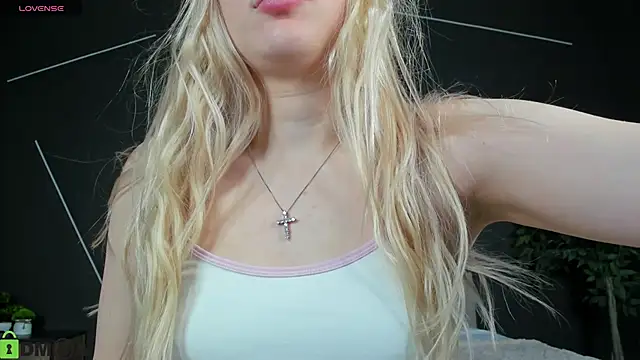 ChloeAlba online show from 05.02.26