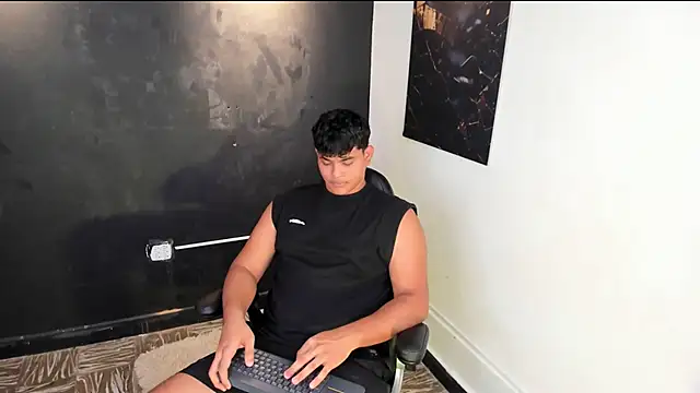 Snapshot of Nicole_and_thiago1 chatting on 02.19.26 Nicole and thiago1 online show from 02.19.26