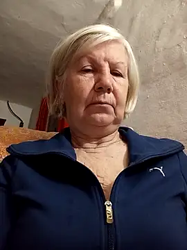 KlaudiaDarling online show from 02.25.26