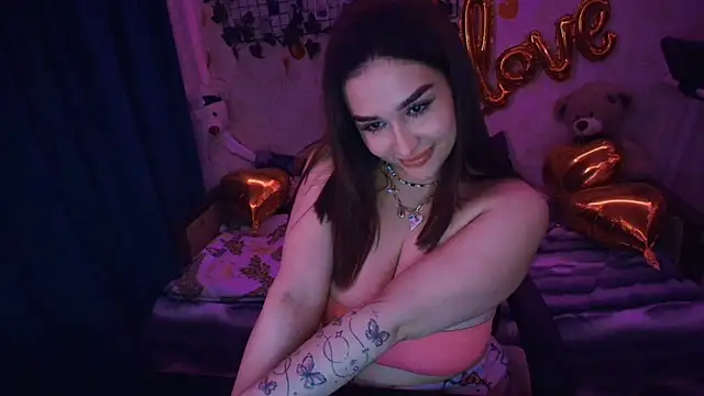 Snapshot of AlisiaRose chatting on 04.10.26 AlisiaRose online show from 04.10.26