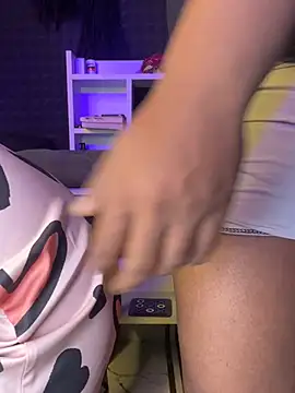 Snapshot of Shankkyyy chatting on 02.11.26 Shankkyyy online show from 02.11.26