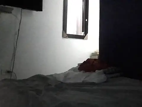 Snapshot of bigdick211292 chatting on 02.15.26 bigdick211292 online show from 02.15.26