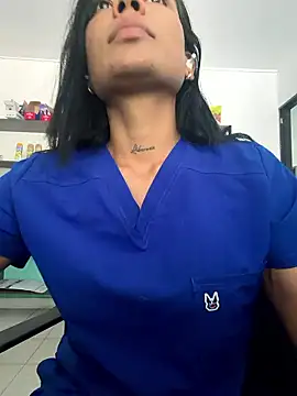 Sarah Hinata online show from 01.07.26