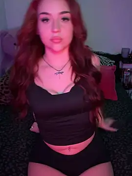 Snapshot of Tiffytooopretty chatting on 01.14.26 Tiffytooopretty online show from 01.14.26