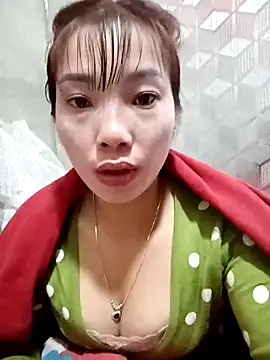 Snapshot of yeutinh00 chatting on 01.15.26 yeutinh00 online show from 01.15.26