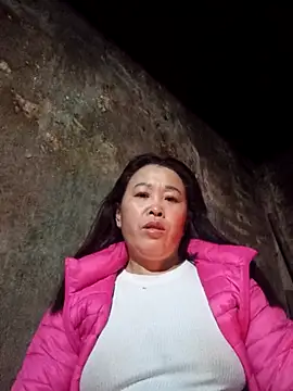 dakota-kis online show from 02.20.26