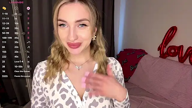  ViviV  online show from 04.09.26