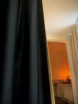 nanda108520 online show from 01.16.26