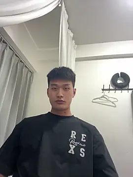 nanda108520 online show from 04.19.26