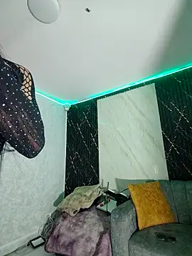 Snapshot of Isis_Hot__ chatting on 02.16.26 Isis Hot online show from 02.16.26