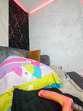 Snapshot of Isis_Hot__ chatting on 03.27.26 Isis Hot online show from 03.27.26