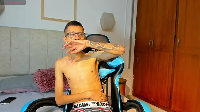 asher lux online show from 01.06.26