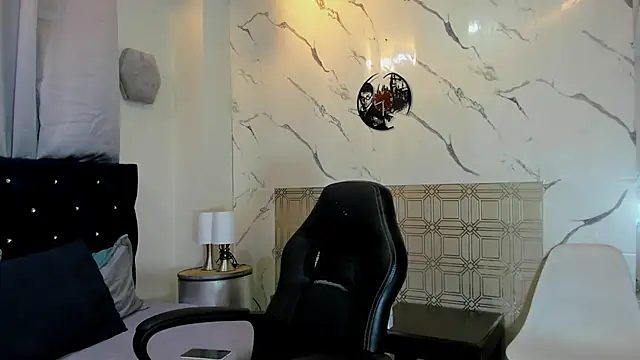 asher lux online show from 04.15.26