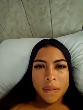 Daphne Grayy online show from 04.03.26