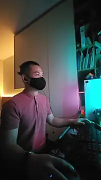 Snapshot of OnlyHand9x chatting on 02.23.26 OnlyHand9x online show from 02.23.26