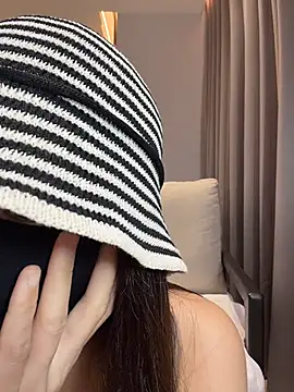 ZJbaby online show from 06.14.26