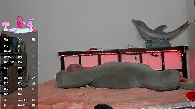 Snapshot of YoungSophie chatting on 02.23.25 YoungSophie online show from 02.23.25