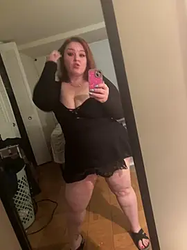 KittyCreamKisses online show from 02.14.26