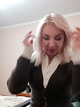 Snapshot of MiraStar984 chatting on 02.05.26 MiraStar984 online show from 02.05.26