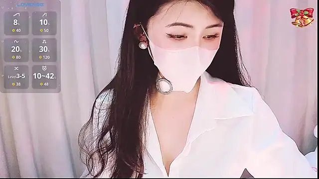 1-Emma-1 online show from 04.11.26