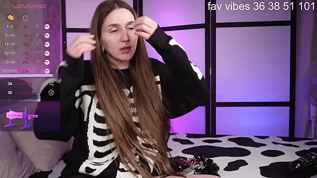 Snapshot of Alice_Goth chatting on 03.15.26 Alice Goth online show from 03.15.26