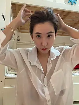 Jingjingxiang-520 online show from 02.15.26