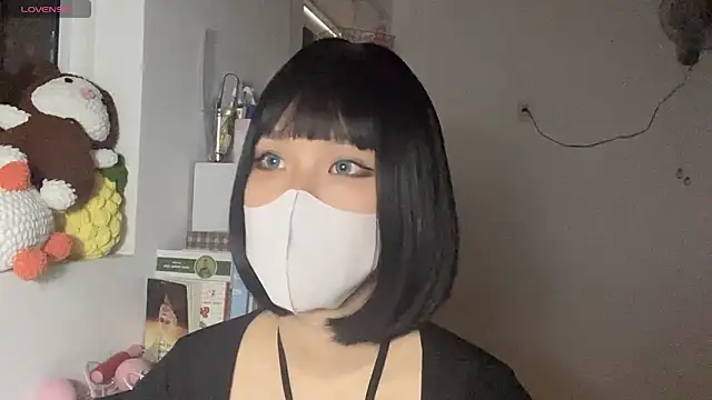 Tieu-May online show from 04.11.26