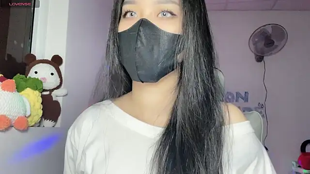 Tieu-May online show from 07.07.26