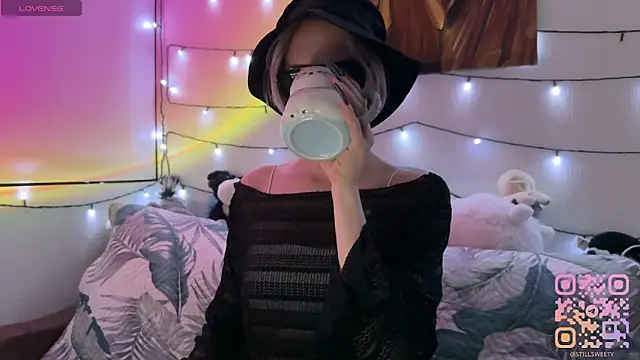 Snapshot of stillsweety chatting on 03.27.26 stillsweety online show from 03.27.26