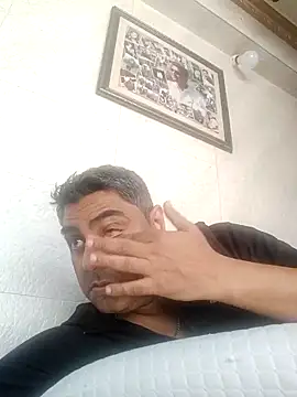 Snapshot of hardnhornybull chatting on 03.01.26 hardnhornybull online show from 03.01.26