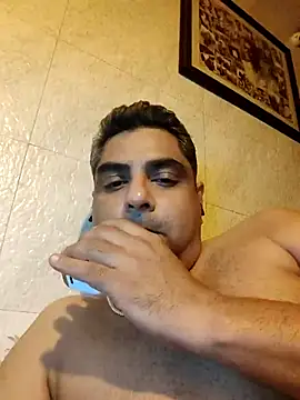 hardnhornybull online show from 03.10.26