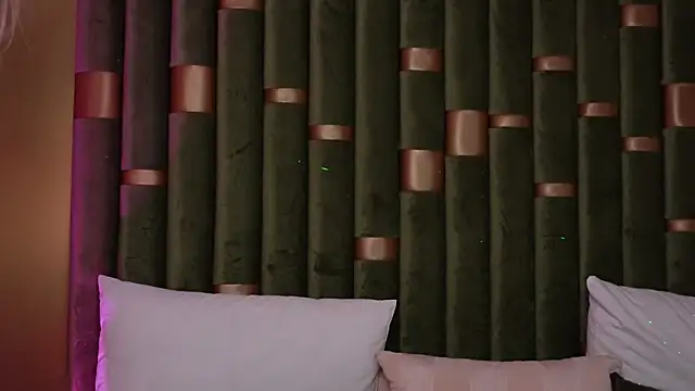 AmeliaAngel online show from 01.17.25