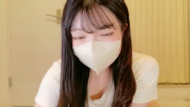   Yui  online show from 05.06.26