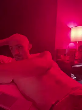 Snapshot of cloudyplay661 chatting on 04.03.26 cloudyplay661 online show from 04.03.26