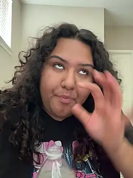 Snapshot of Angeliccreamyrican chatting on 02.11.26 Angeliccreamyrican online show from 02.11.26