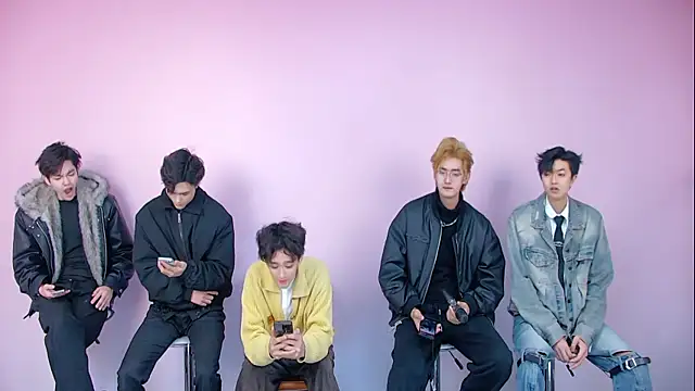 Snapshot of GG-boy002 chatting on 01.10.26 GG-boy002 online show from 01.10.26