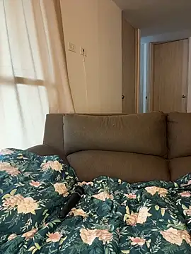 milablossom01 online show from 02.14.26