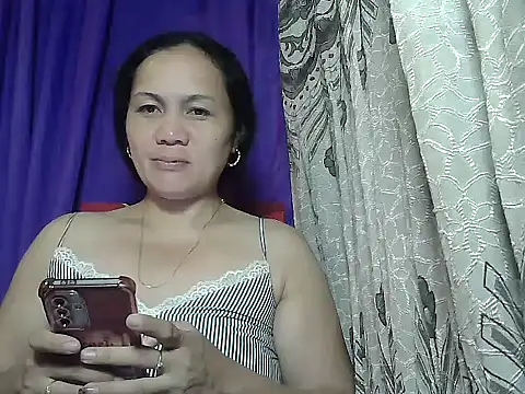 prettymomma24xx online show from 06.19.26
