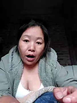 Snapshot of donaaa2 chatting on 02.20.26 donaaa2 online show from 02.20.26