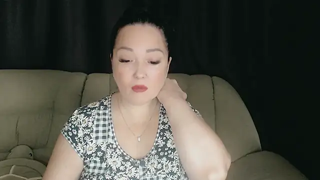 Snapshot of infinity_loveliness chatting on 10.02.25 infinity loveliness online show from 10.02.25