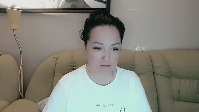 Snapshot of infinity_loveliness chatting on 11.10.25 infinity loveliness online show from 11.10.25