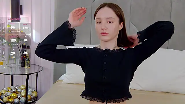 SouthLily online show from 01.11.26