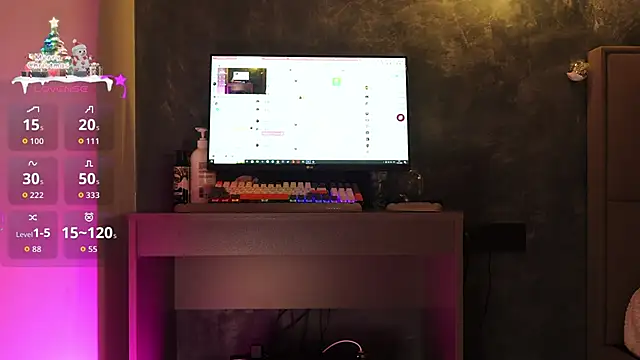 Snapshot of hey_Melanie chatting on 01.13.26 hey Melanie online show from 01.13.26