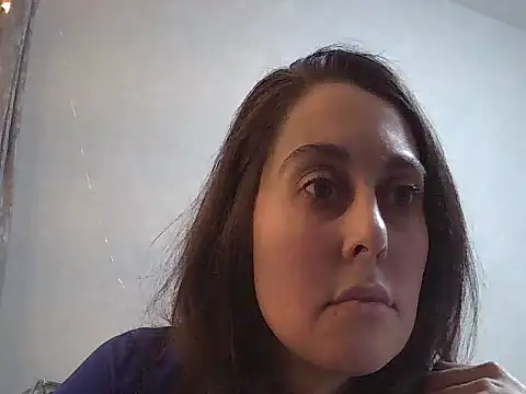 BeniaGoureis online show from 01.08.26