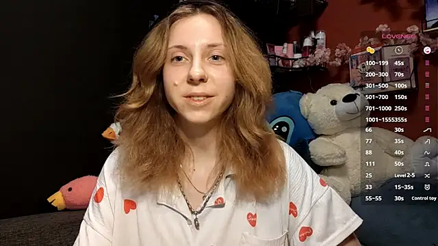 TiaraHenegan online show from 02.17.26