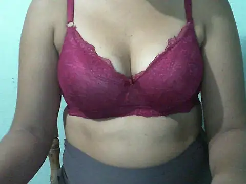 Snapshot of anacarada chatting on 02.11.26 anacarada online show from 02.11.26