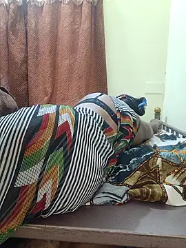 Snapshot of Meena_Meenakshi chatting on 03.16.26 Meena Meenakshi online show from 03.16.26