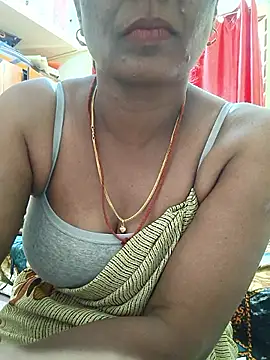 Snapshot of Meena_Meenakshi chatting on 03.29.26 Meena Meenakshi online show from 03.29.26