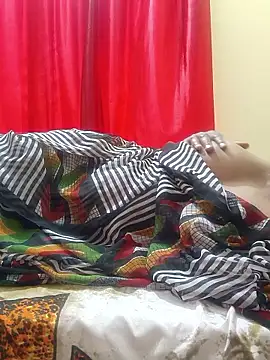 Snapshot of Meena_Meenakshi chatting on 04.07.26 Meena Meenakshi online show from 04.07.26